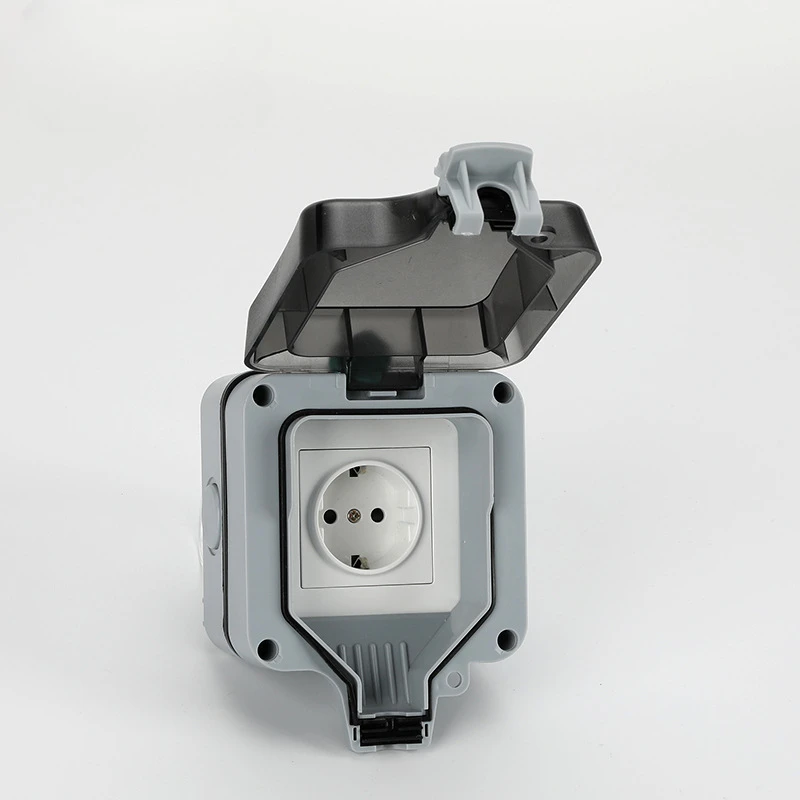 Enchufes impermeables de pared - Outdoor Power Hub reseña y precio